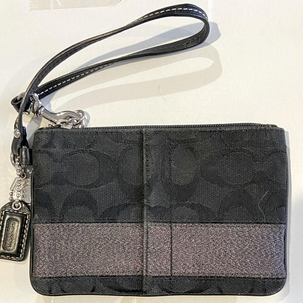 Coach F41637 Zip Wristlet wallet coin purse  Signature Canvas Black
